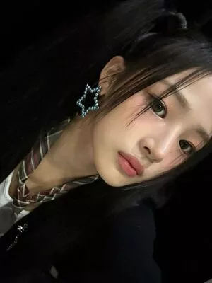 Minji / lovres_min__ / miniwithtattoos / newjeans_official nude photo #0093