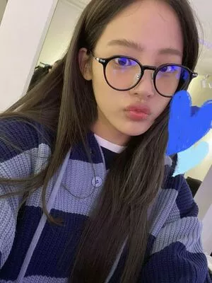 Minji / lovres_min__ / miniwithtattoos / newjeans_official nude photo #0096