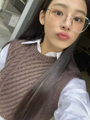 Minji / lovres_min__ / miniwithtattoos / newjeans_official nude photo #0097