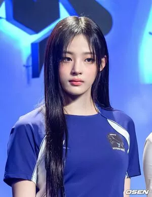 Minji / lovres_min__ / miniwithtattoos / newjeans_official nude photo #0109