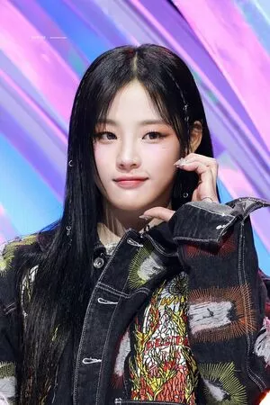 Minji / lovres_min__ / miniwithtattoos / newjeans_official nude photo #0126