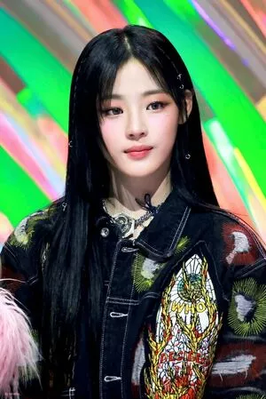 Minji / lovres_min__ / miniwithtattoos / newjeans_official nude photo #0127