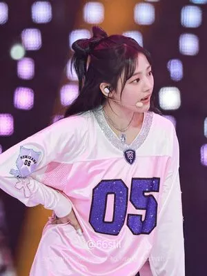 Minji / lovres_min__ / miniwithtattoos / newjeans_official nude photo #0150