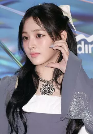 Minji / lovres_min__ / miniwithtattoos / newjeans_official nude photo #0151