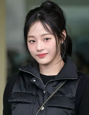 Minji / lovres_min__ / miniwithtattoos / newjeans_official nude photo #0154