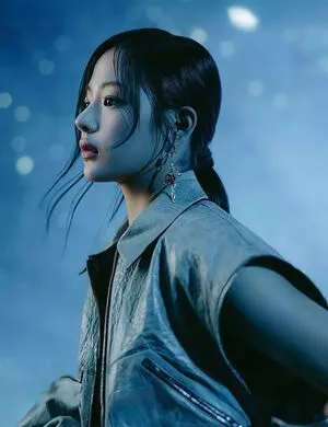 Minji / lovres_min__ / miniwithtattoos / newjeans_official nude photo #0166