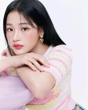 Minji / lovres_min__ / miniwithtattoos / newjeans_official nude photo #0174