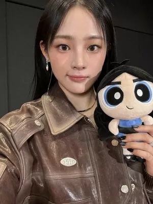 Minji / lovres_min__ / miniwithtattoos / newjeans_official nude photo #0209