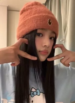 Minji / lovres_min__ / miniwithtattoos / newjeans_official nude photo #0221