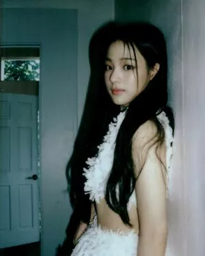 Minji / lovres_min__ / miniwithtattoos / newjeans_official nude photo #0232