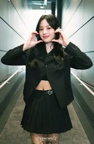 Minji / lovres_min__ / miniwithtattoos / newjeans_official nude photo #0243