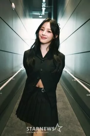 Minji / lovres_min__ / miniwithtattoos / newjeans_official nude photo #0244