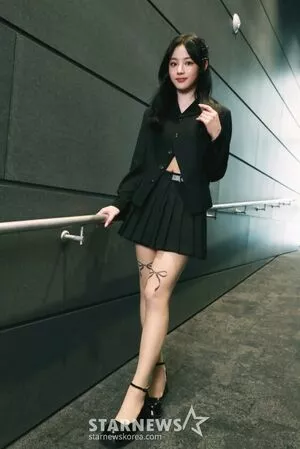 Minji / lovres_min__ / miniwithtattoos / newjeans_official nude photo #0248