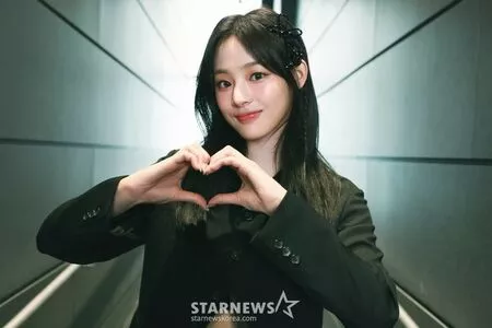 Minji / lovres_min__ / miniwithtattoos / newjeans_official nude photo #0250