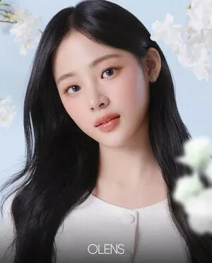 Minji / lovres_min__ / miniwithtattoos / newjeans_official nude photo #0255