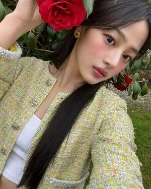 Minji / lovres_min__ / miniwithtattoos / newjeans_official nude photo #0296