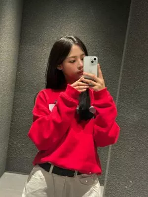 Minji / lovres_min__ / miniwithtattoos / newjeans_official nude photo #0305