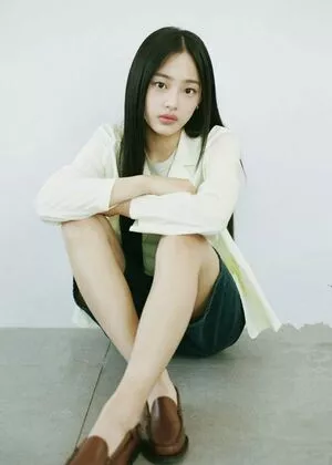 Minji / lovres_min__ / miniwithtattoos / newjeans_official nude photo #0310