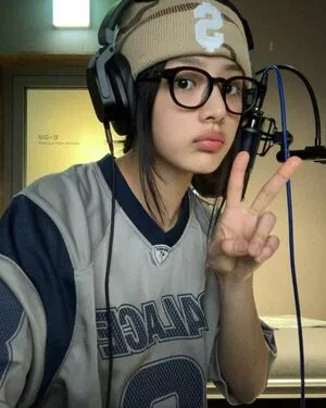 Minji / lovres_min__ / miniwithtattoos / newjeans_official nude photo #0317