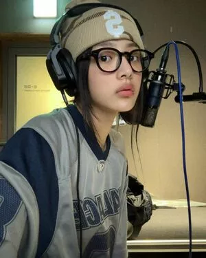 Minji / lovres_min__ / miniwithtattoos / newjeans_official nude photo #0319