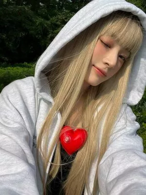 Minji / lovres_min__ / miniwithtattoos / newjeans_official nude photo #0322