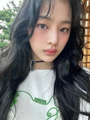 Minji / lovres_min__ / miniwithtattoos / newjeans_official nude photo #0413