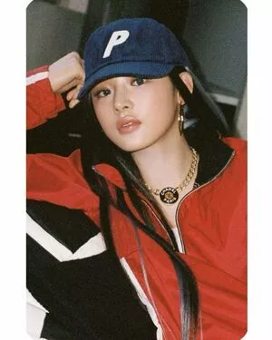 Minji / lovres_min__ / miniwithtattoos / newjeans_official nude photo #0416