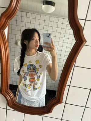 Minji / lovres_min__ / miniwithtattoos / newjeans_official nude photo #0419