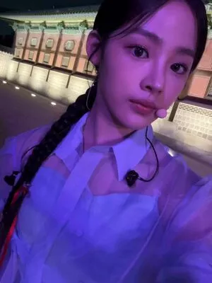 Minji / lovres_min__ / miniwithtattoos / newjeans_official nude photo #0427