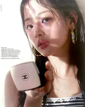 Minji / lovres_min__ / miniwithtattoos / newjeans_official nude photo #0442