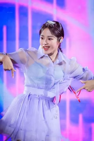 Minji / lovres_min__ / miniwithtattoos / newjeans_official nude photo #0447