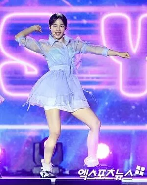 Minji / lovres_min__ / miniwithtattoos / newjeans_official nude photo #0456