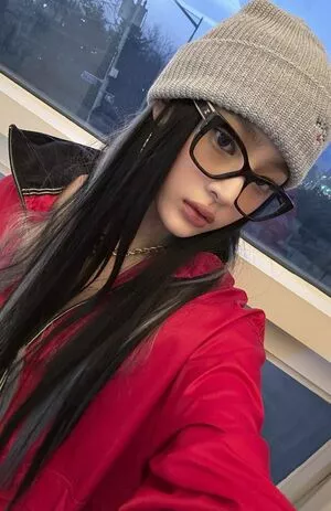 Minji / lovres_min__ / miniwithtattoos / newjeans_official nude photo #0458