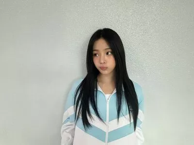 Minji / lovres_min__ / miniwithtattoos / newjeans_official nude photo #0477