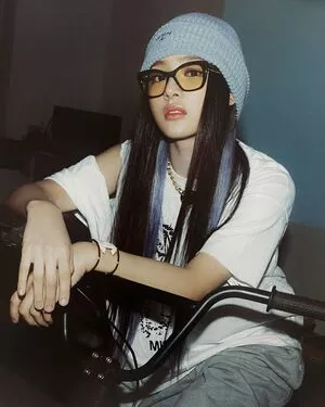 Minji / lovres_min__ / miniwithtattoos / newjeans_official nude photo #0483