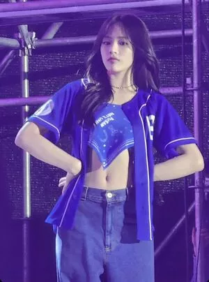 Minji / lovres_min__ / miniwithtattoos / newjeans_official nude photo #0493