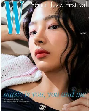 Minji / lovres_min__ / miniwithtattoos / newjeans_official nude photo #0496