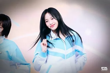 Minji / lovres_min__ / miniwithtattoos / newjeans_official nude photo #0499