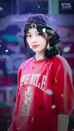 Minji / lovres_min__ / miniwithtattoos / newjeans_official nude photo #0504