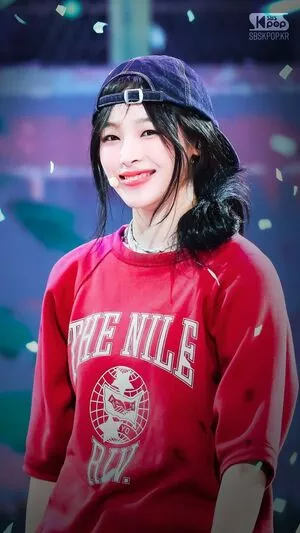 Minji / lovres_min__ / miniwithtattoos / newjeans_official nude photo #0505