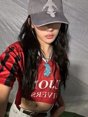 Minji / lovres_min__ / miniwithtattoos / newjeans_official nude photo #0519