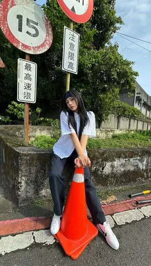 Minji / lovres_min__ / miniwithtattoos / newjeans_official nude photo #0526