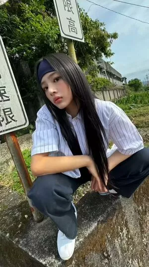 Minji / lovres_min__ / miniwithtattoos / newjeans_official nude photo #0530