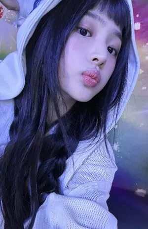 Minji / lovres_min__ / miniwithtattoos / newjeans_official nude photo #0561