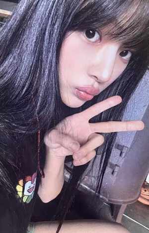 Minji / lovres_min__ / miniwithtattoos / newjeans_official nude photo #0571