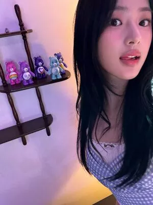 Minji / lovres_min__ / miniwithtattoos / newjeans_official nude photo #0596