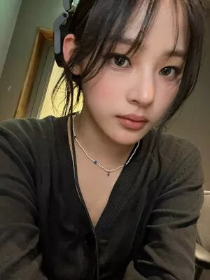 Minji / lovres_min__ / miniwithtattoos / newjeans_official nude photo #0652