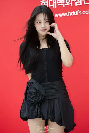 Minji / lovres_min__ / miniwithtattoos / newjeans_official nude photo #0694