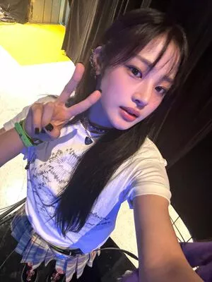 Minji / lovres_min__ / miniwithtattoos / newjeans_official nude photo #0706