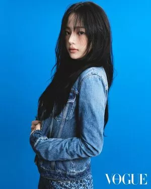 Minji / lovres_min__ / miniwithtattoos / newjeans_official nude photo #0727